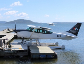 Cessna C-206 at dock